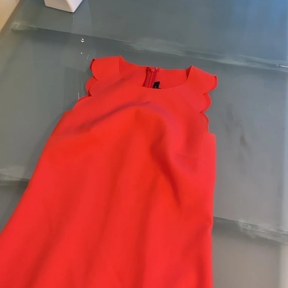 J Crew Dress J. Crew Red Scalloped Sleeveless Dress Like NEW Size 00